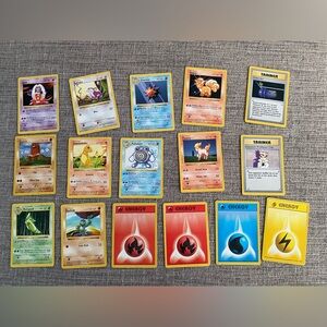 Pokemon Cards Base Shadowless /102  1999